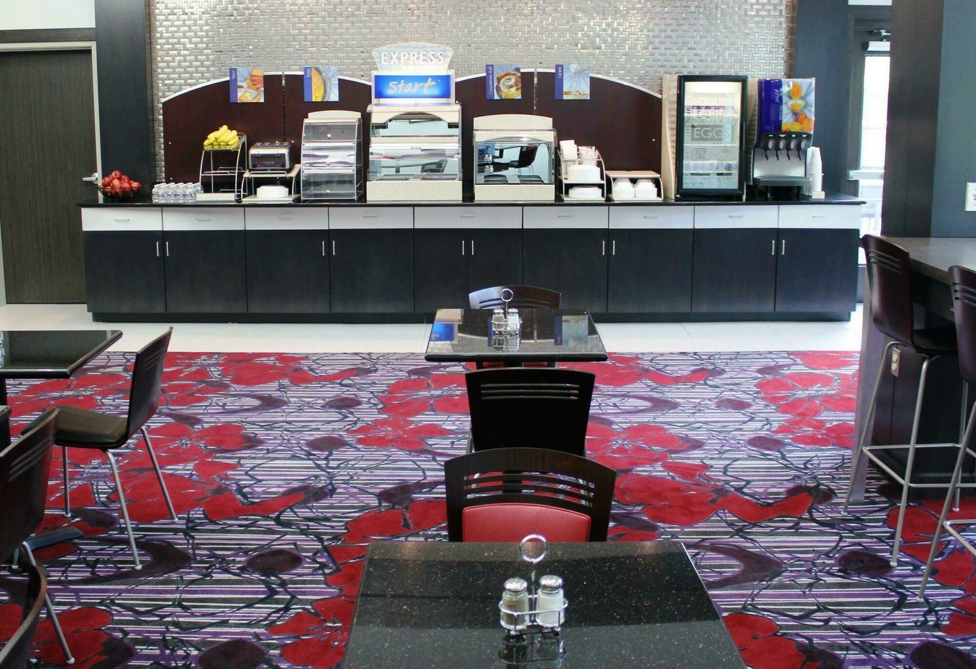 Holiday Inn Express & Suites Columbus - Polaris, An Ihg Hotel Колумбус Екстер'єр фото